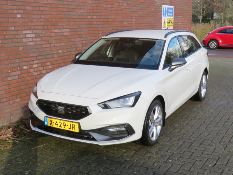 Seat leon store sportstourer phev